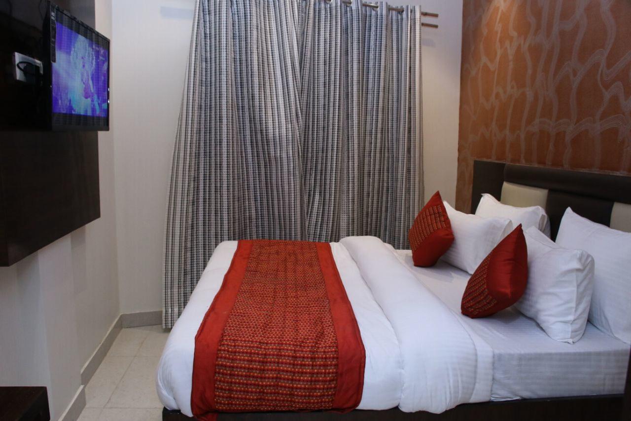 Hotel Snow White Inn Új-Delhi Kültér fotó